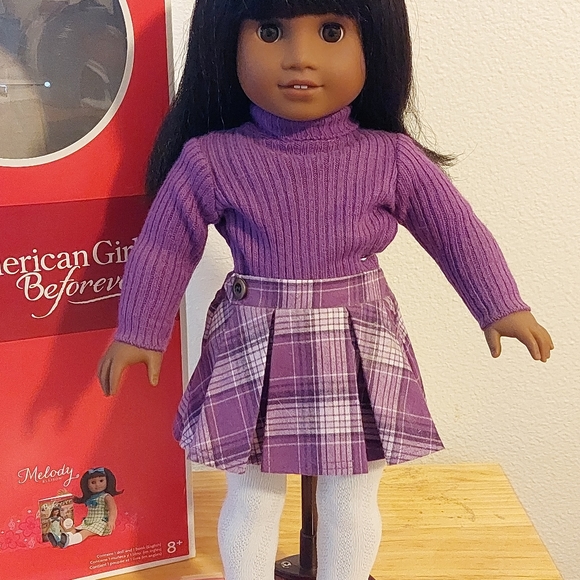 Melody Doll & Birthday Outfit - Picture 2 of 10